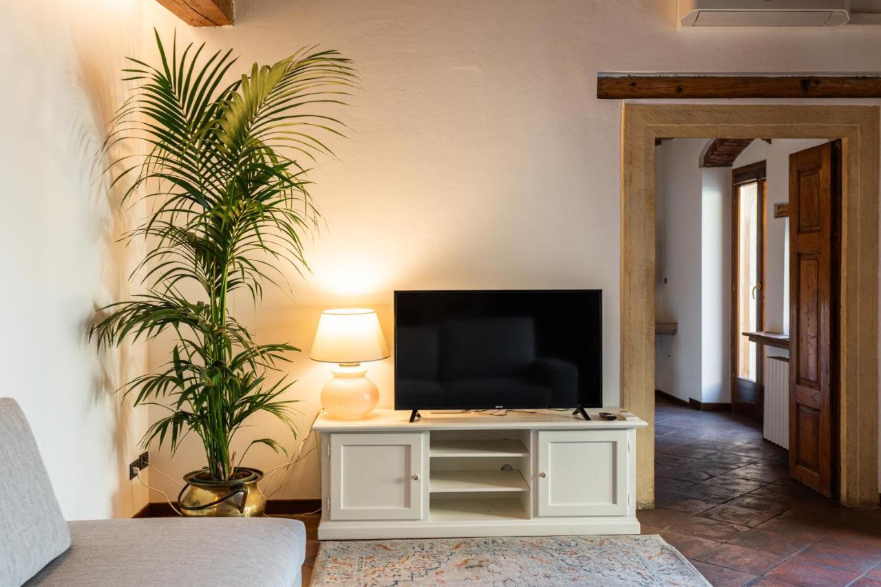 Domus Verona - Residenza Merici Экстерьер фото